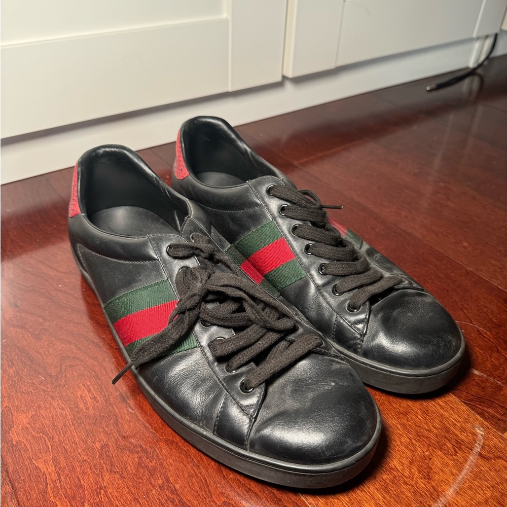 Gucci Men's Black Leather Sneakers with Red and Green Stripes ACE 10.5 size